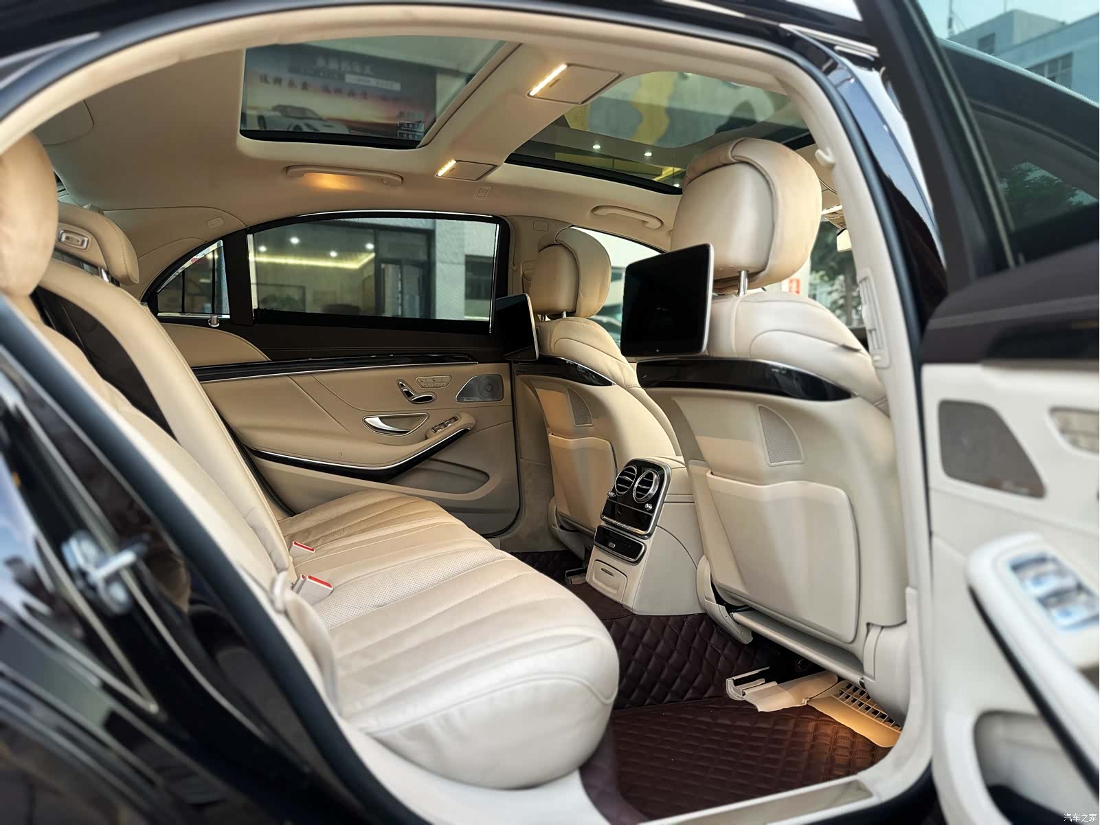 Mercedes-Benz S-Class, 2019 11