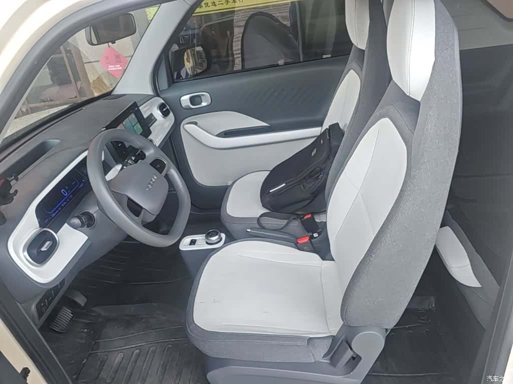Geely Panda, 2025 15