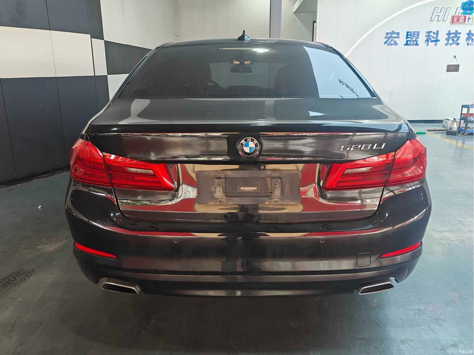 BMW 5 Series, 2017 9