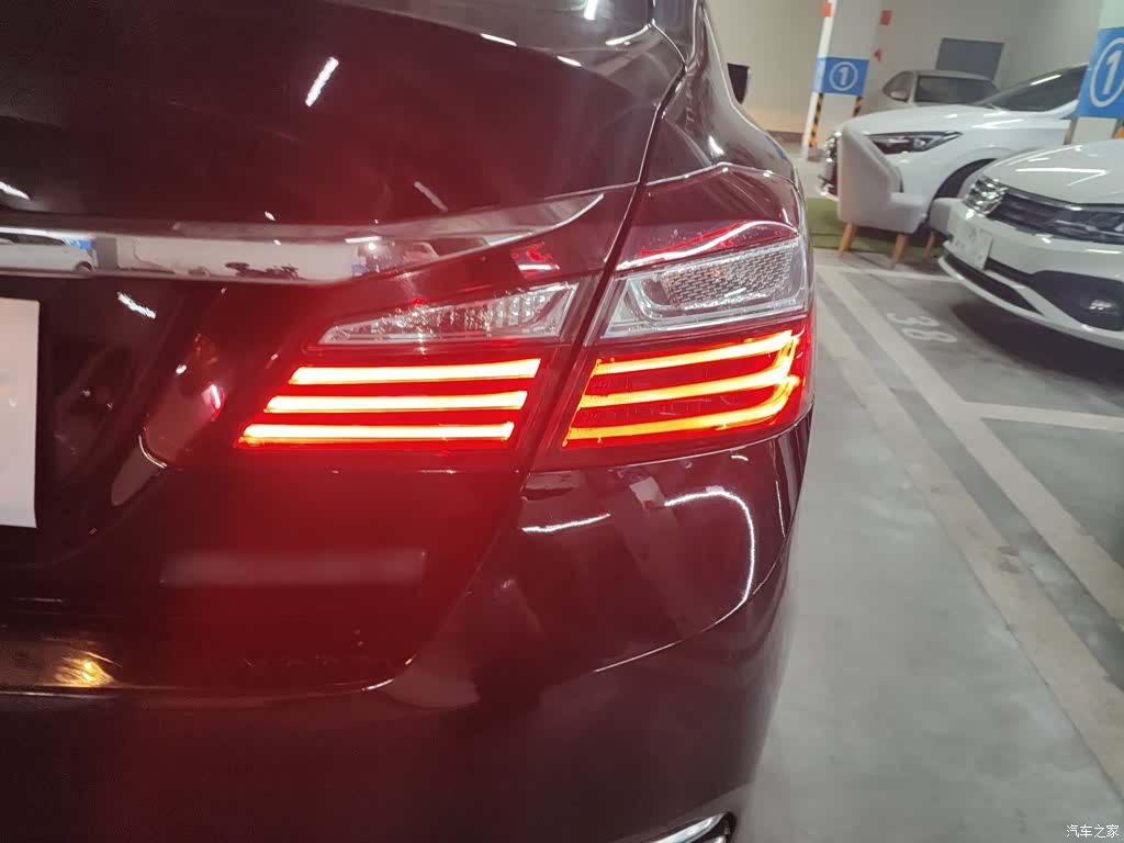 Honda Accord, 2018 8