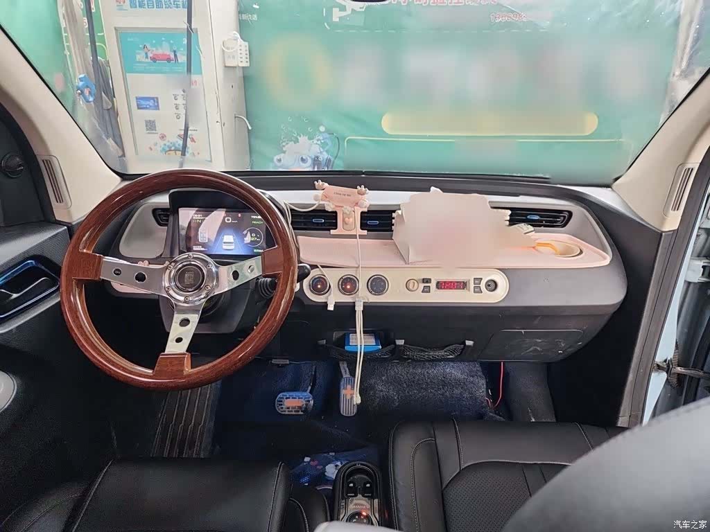 Wuling MINIEV, 2021 13