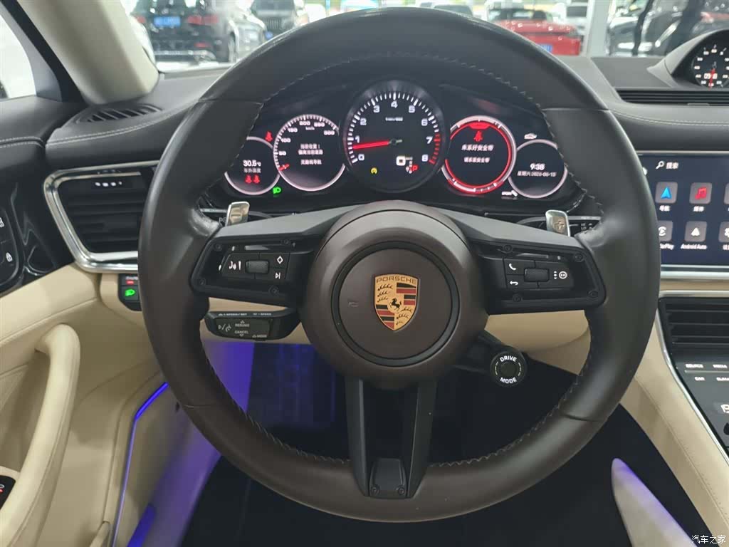 Porsche Panamera, 2022 7