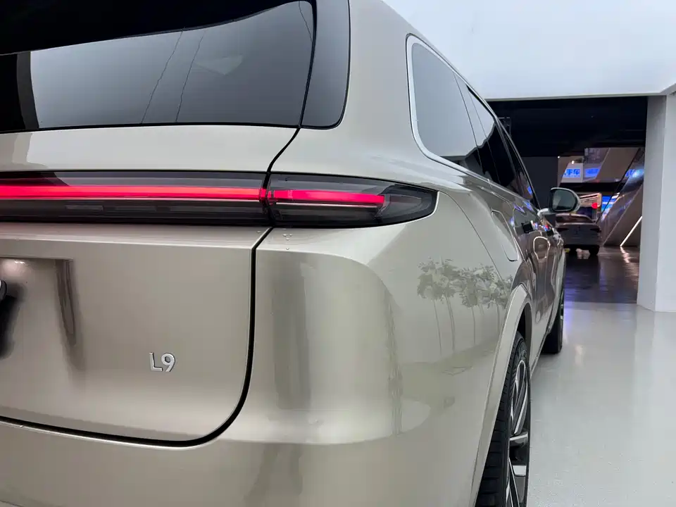 Li Auto Ideal L9