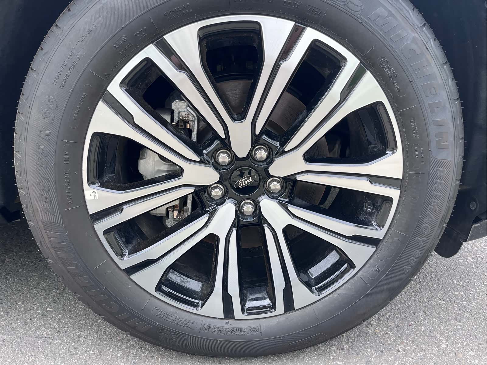 Ford Explorer, 2025 14
