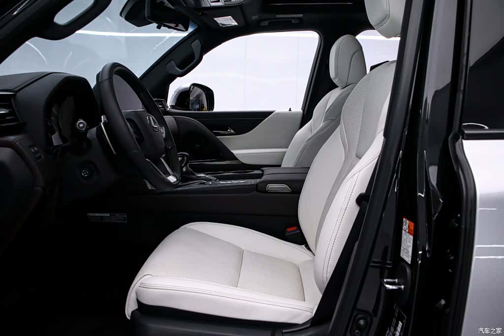 Lexus LX, 2024 13