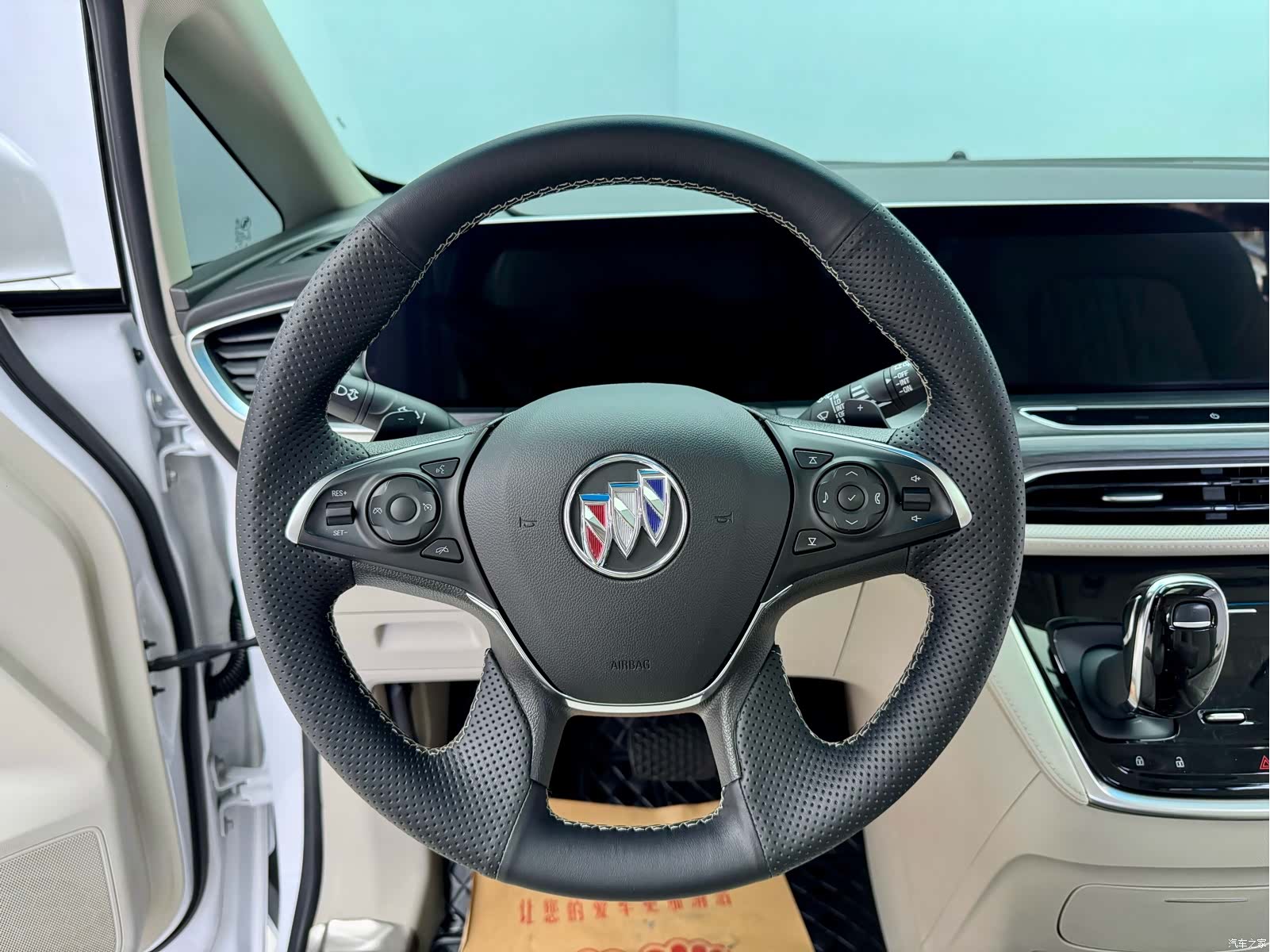 Buick GL8, 2023 15