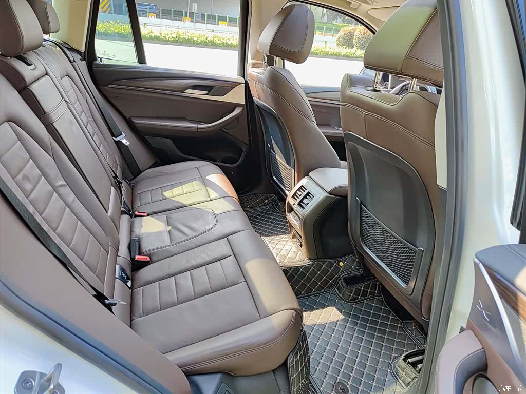 BMW X3, 2021 11