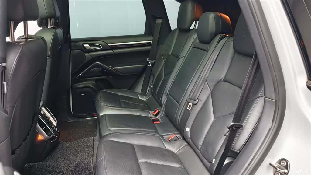 Porsche Cayenne, 2014 15