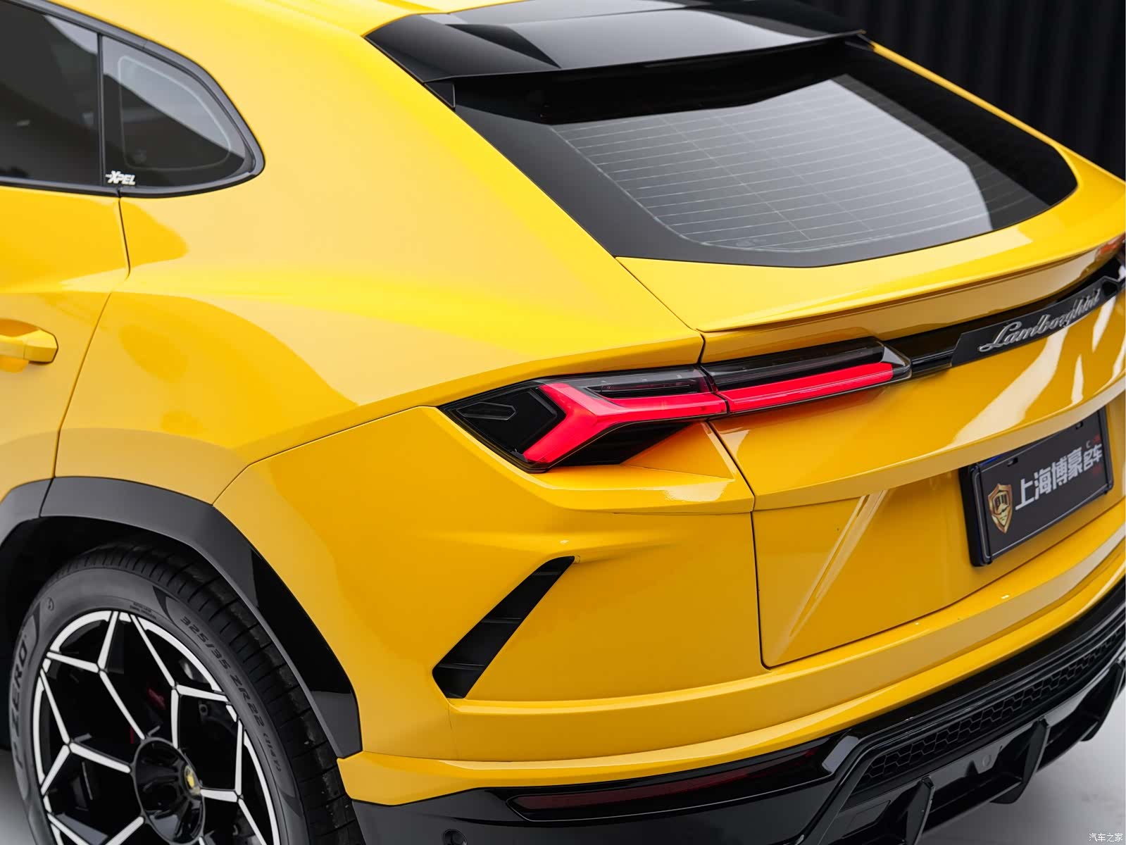 Lamborghini Urus, 2020 7