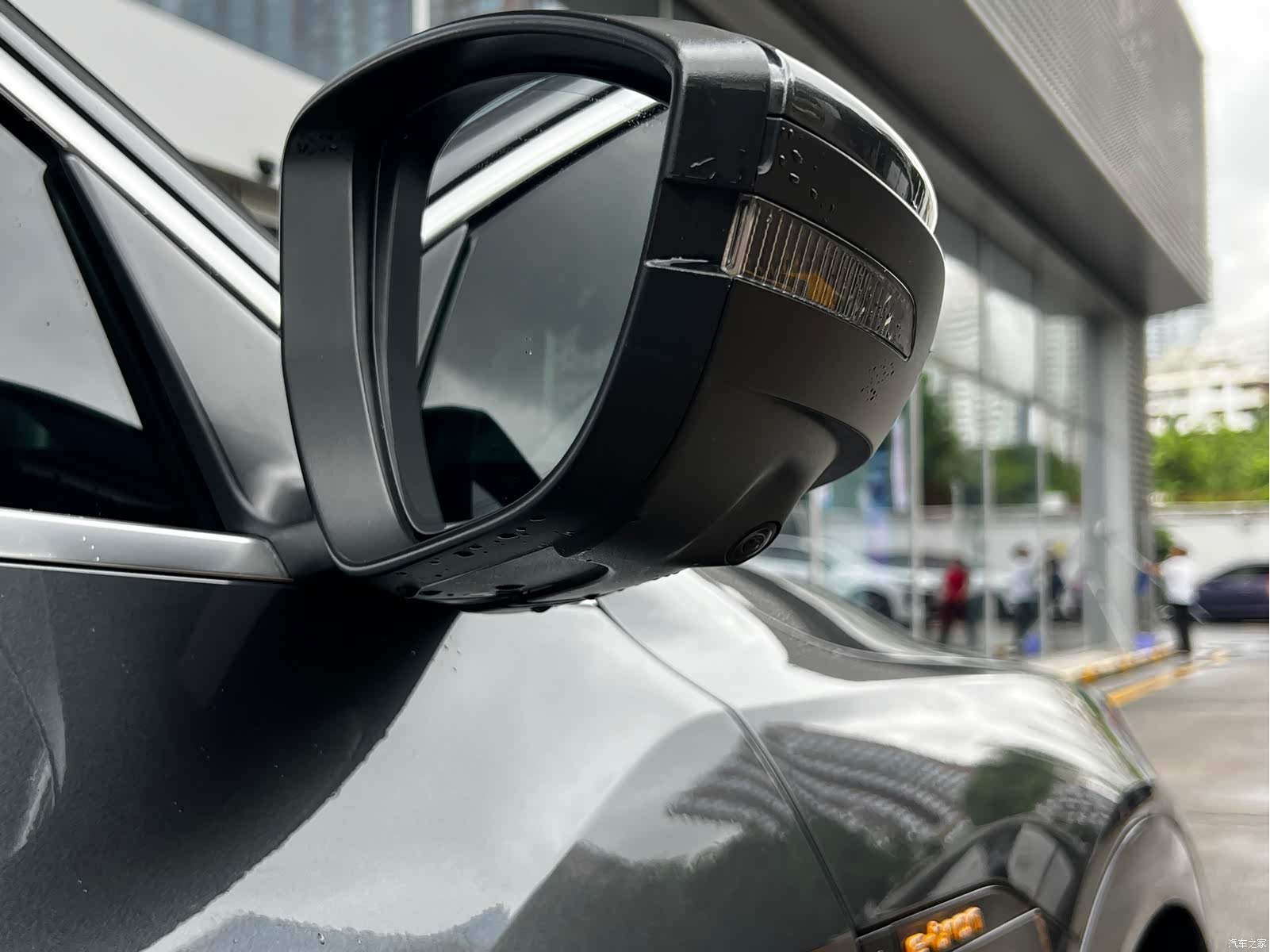 Audi e-tron, 2022 6