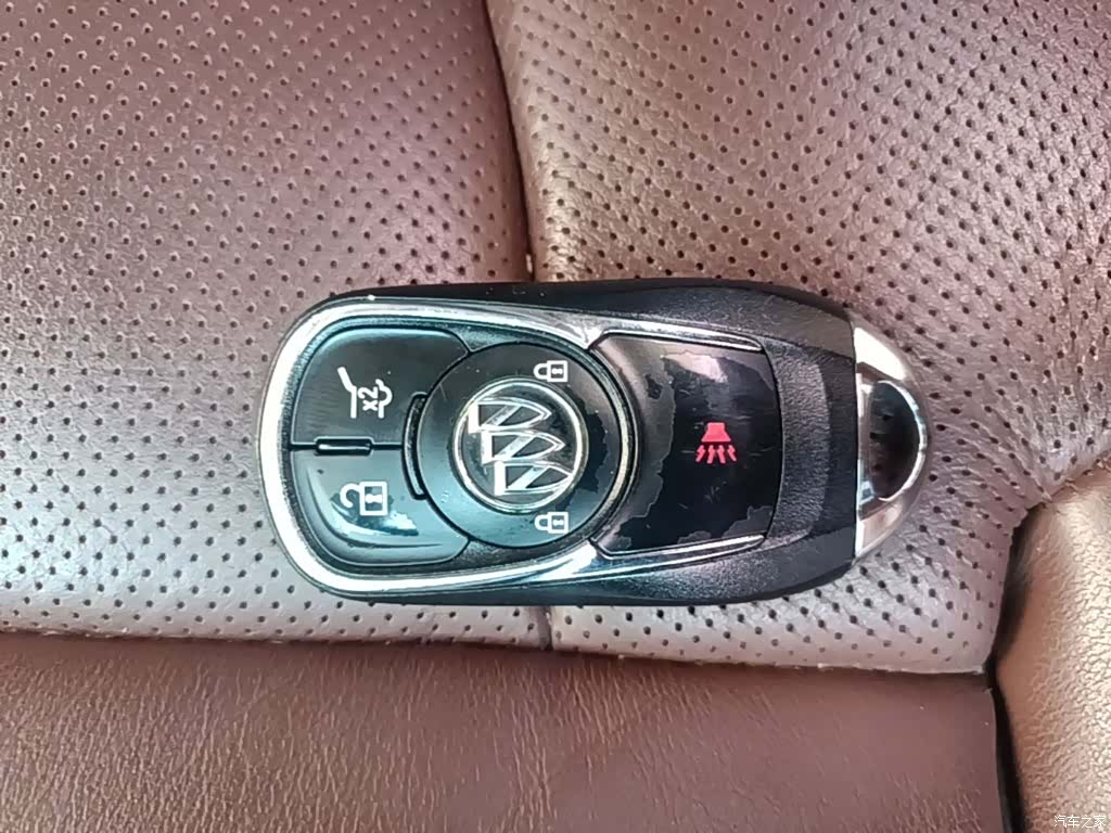 Buick Envision Plus, 2015 9