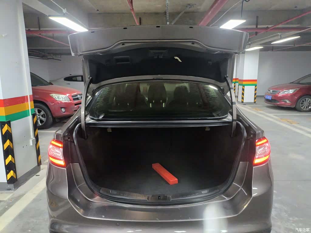 Ford Mondeo, 2015 19