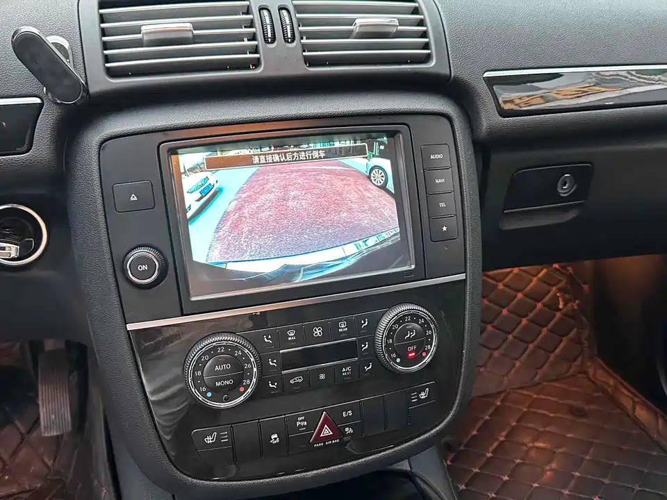 Mercedes-Benz R-class