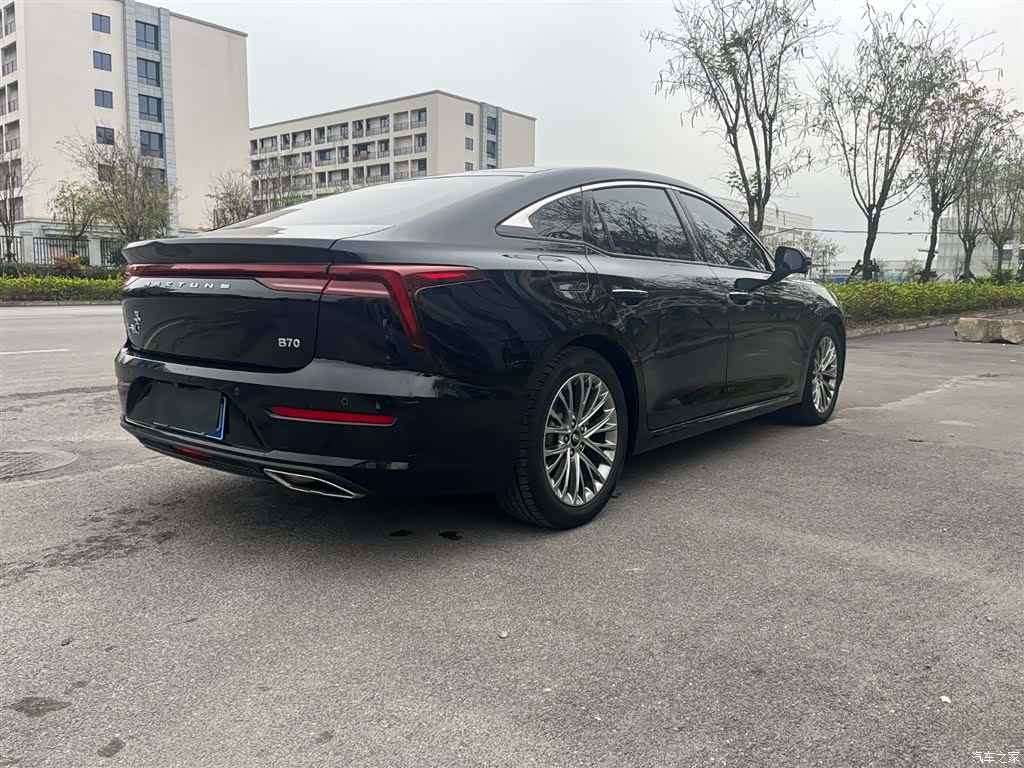 Bestune B70, 2023 4