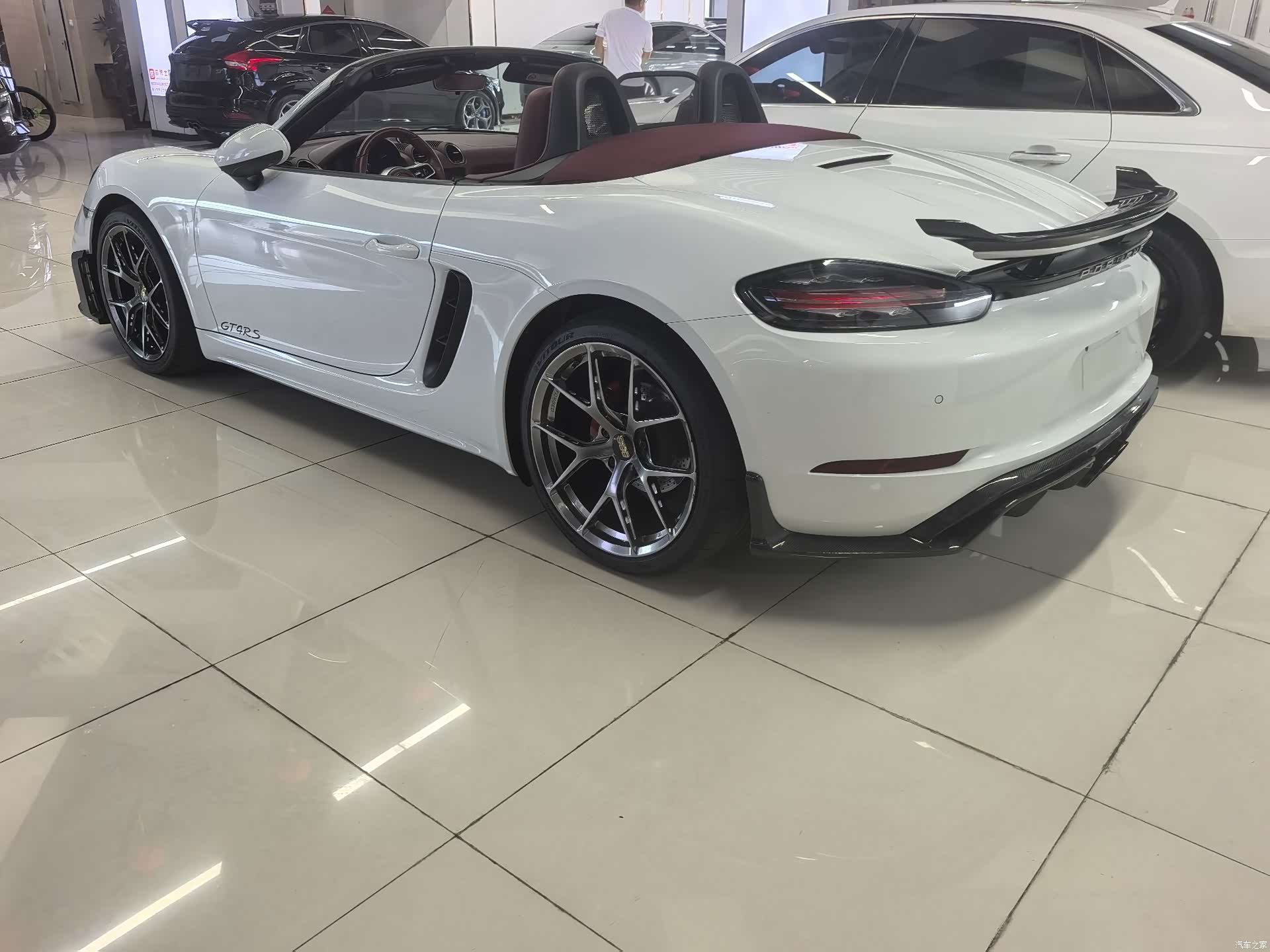 Porsche Boxster, 2016 все фото