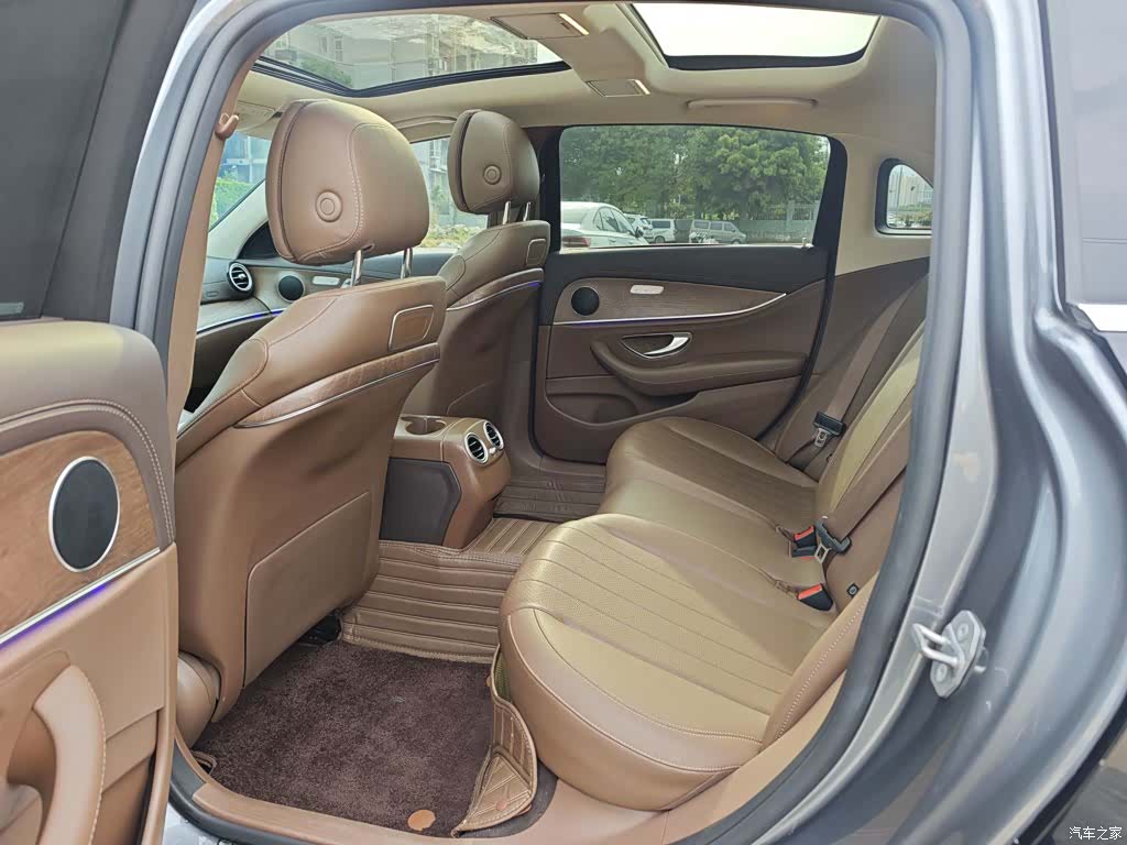 Mercedes-Benz E-Class, 2018 21