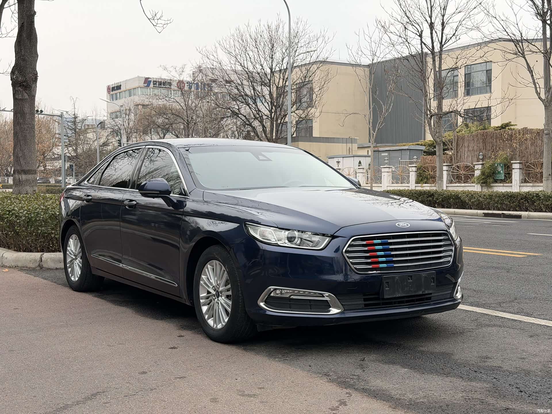 Ford Taurus, 2017 4