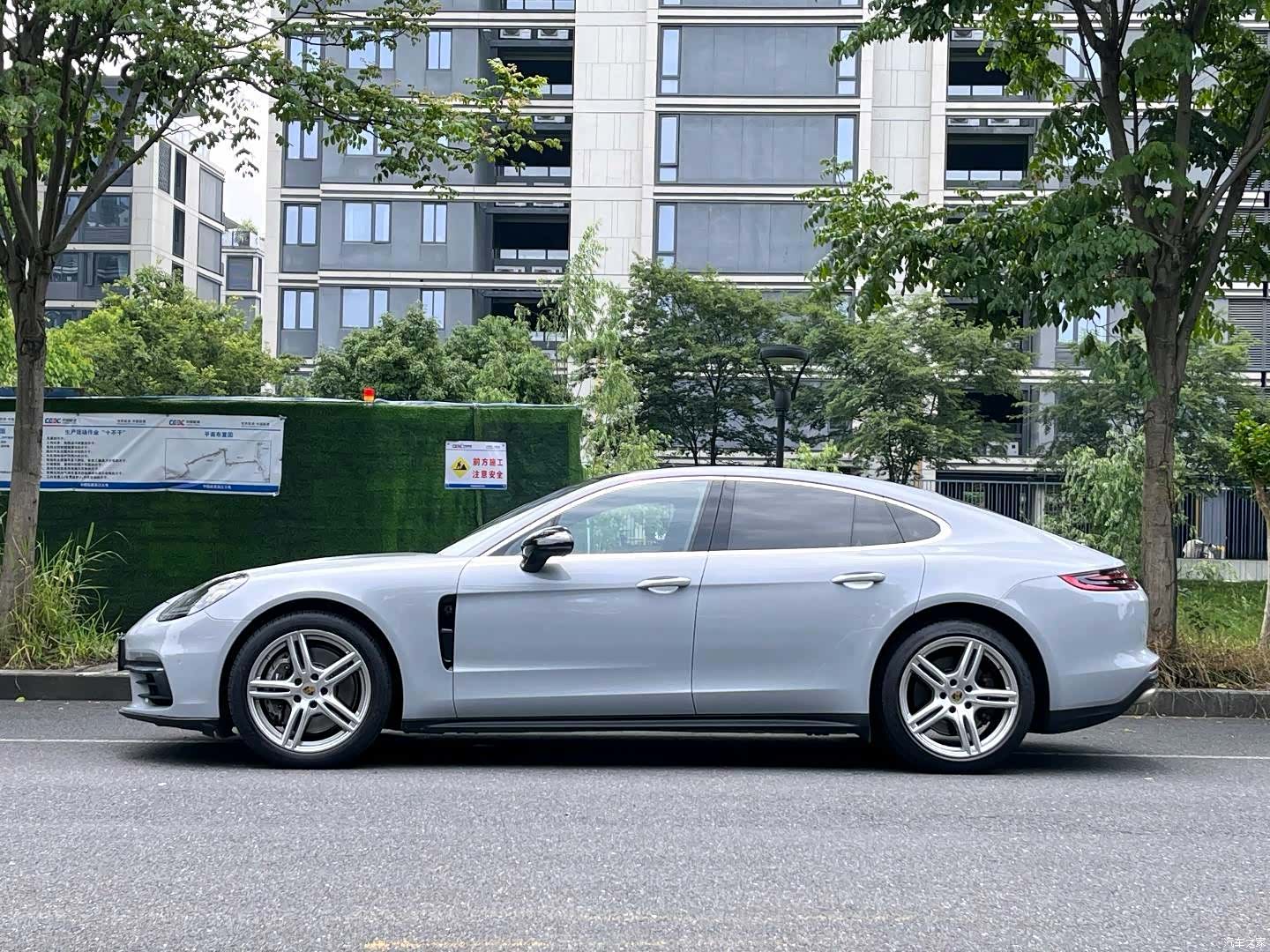 Porsche Panamera, 2020 7