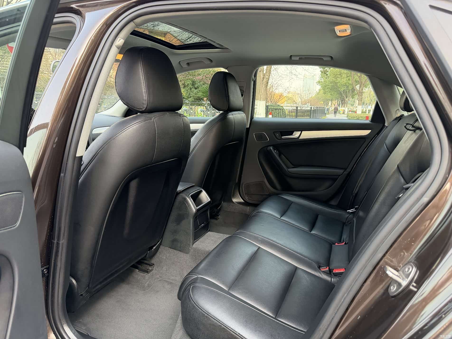 Audi A4L, 2014 9