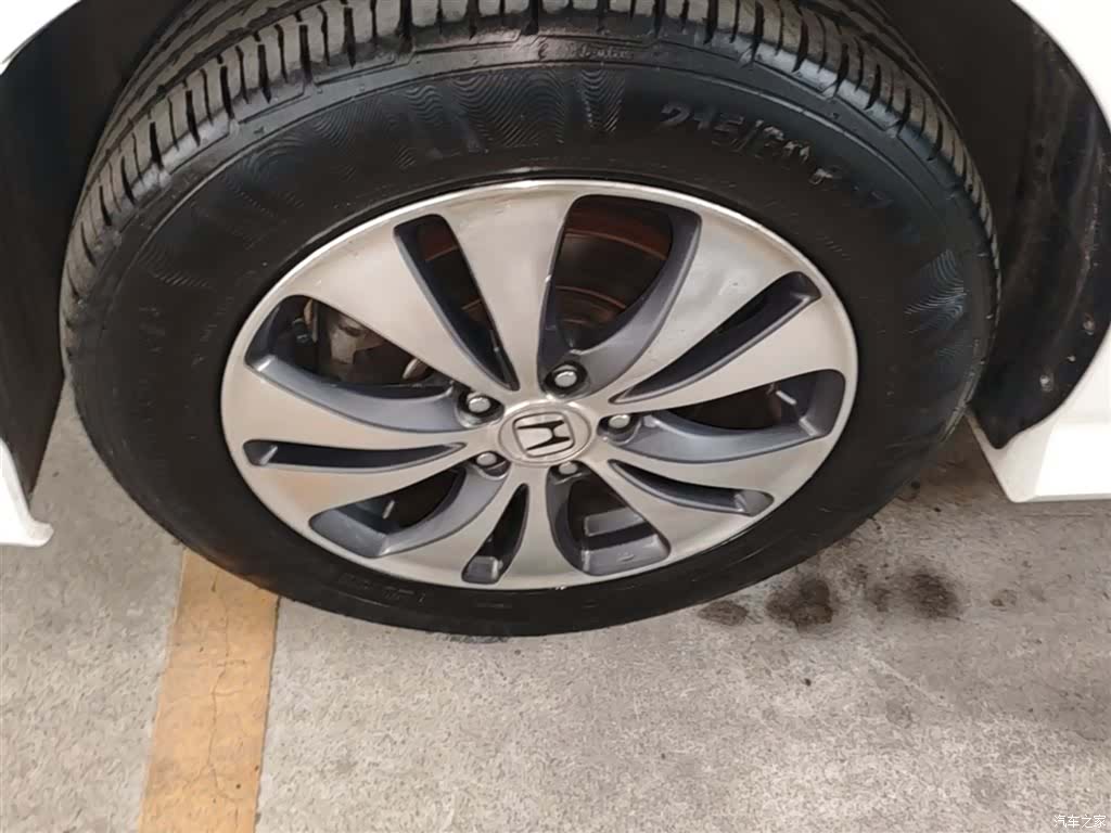 Honda Elysion, 2014 23