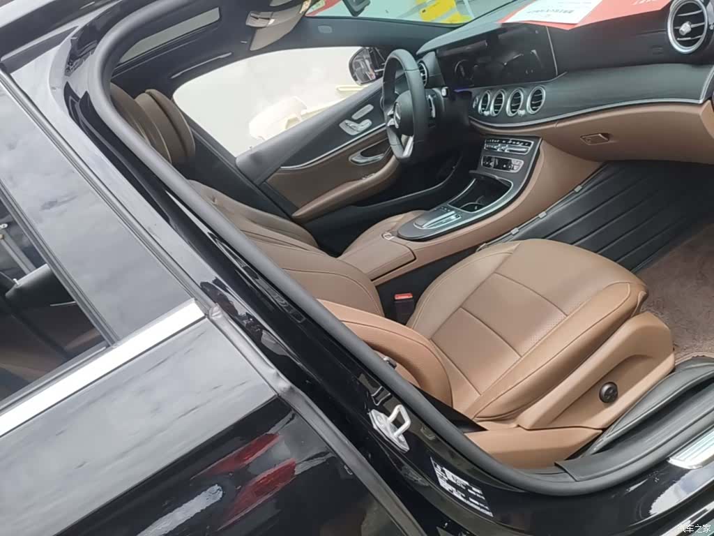 Mercedes-Benz E-Class, 2021 25