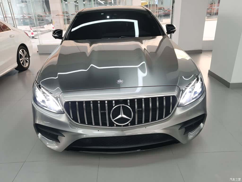 Mercedes-Benz E-Class, 2017 3