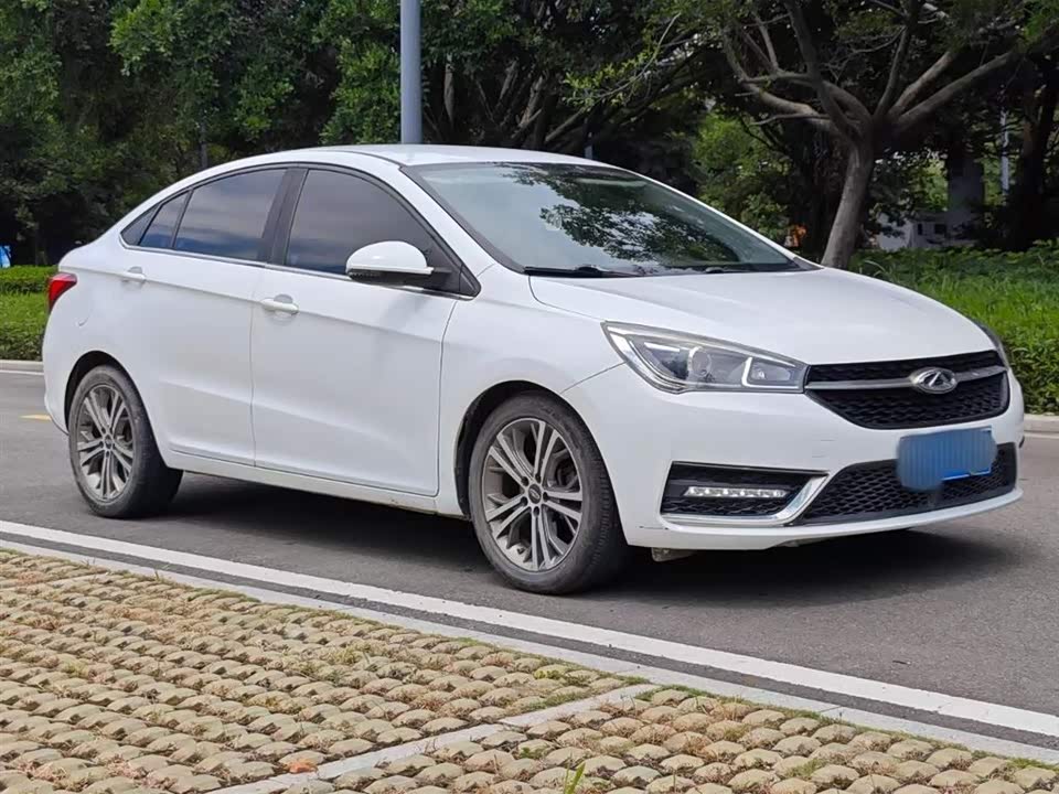 Chery Arrizo 5
