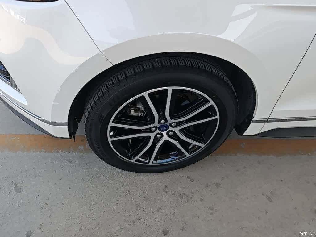Ford Edge, 2020 23