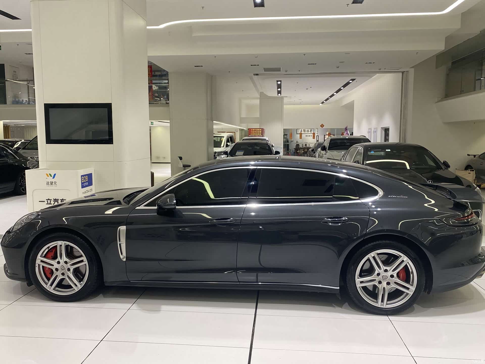 Porsche Panamera, 2017 8