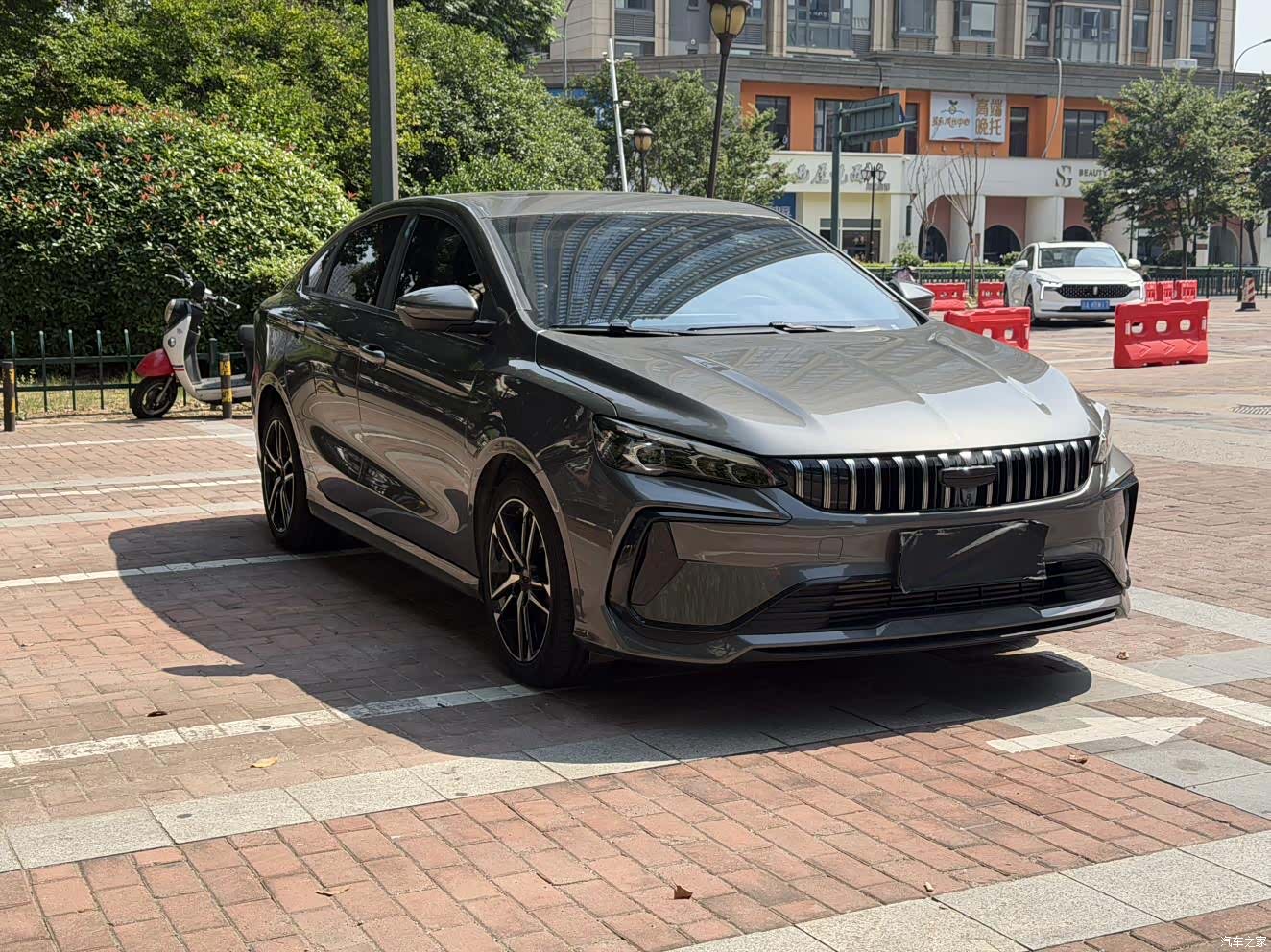 Geely Binray, 2025 10