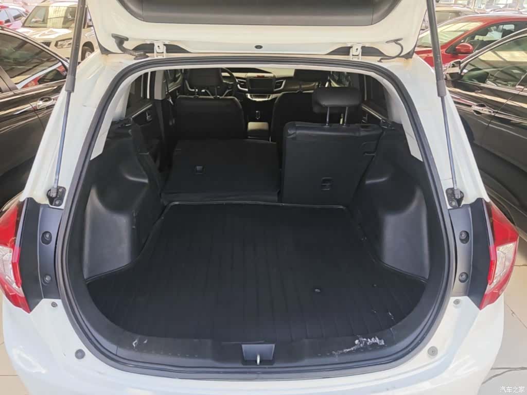 Honda Jade, 2015 19