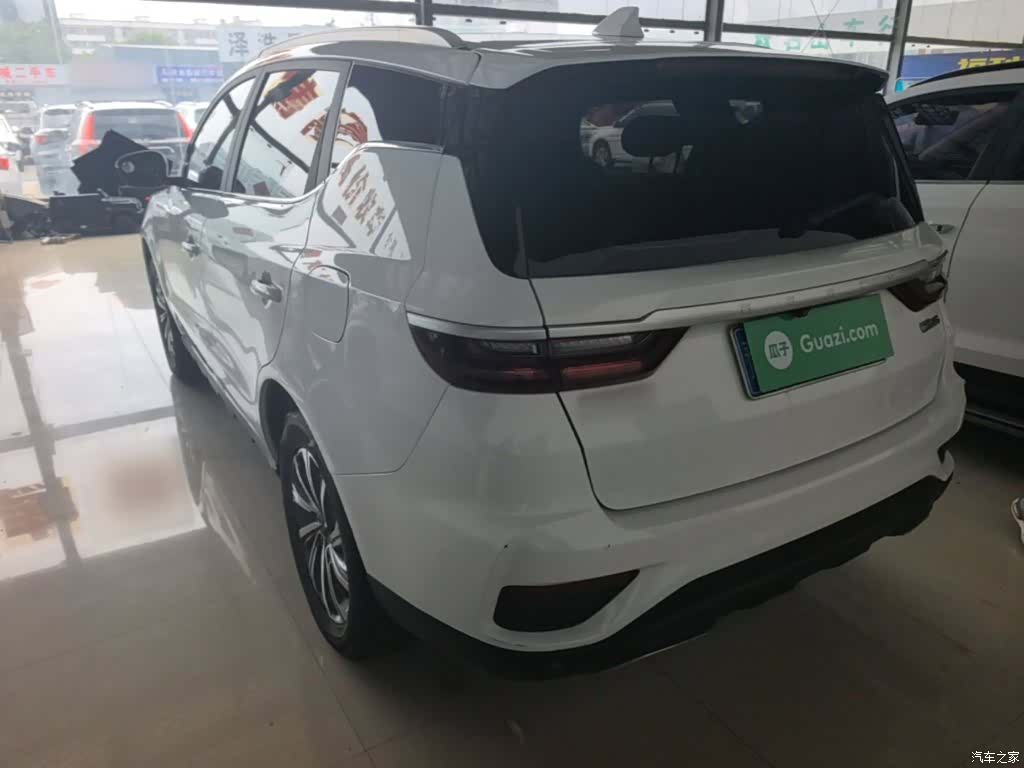 Geely X6, 2020 все фото