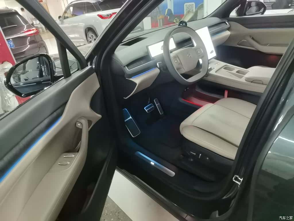 NIO ES8, 2023 16
