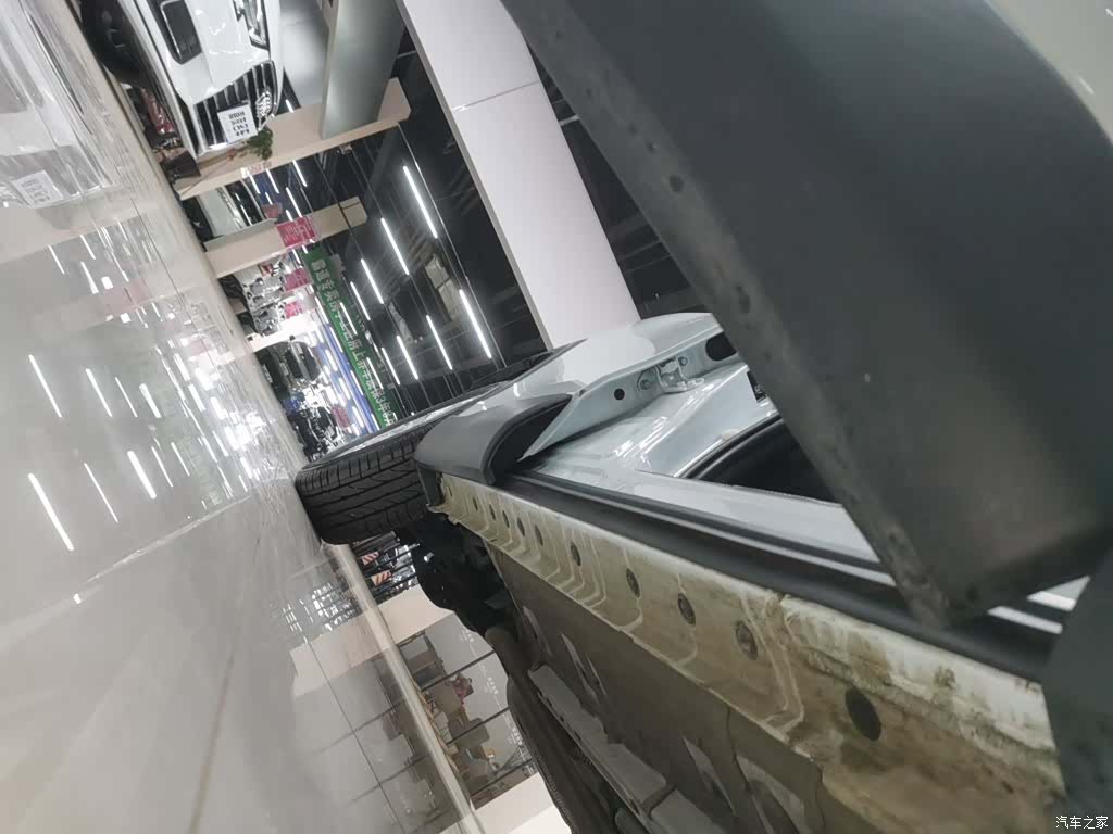 Toyota Frontlander, 2023 19