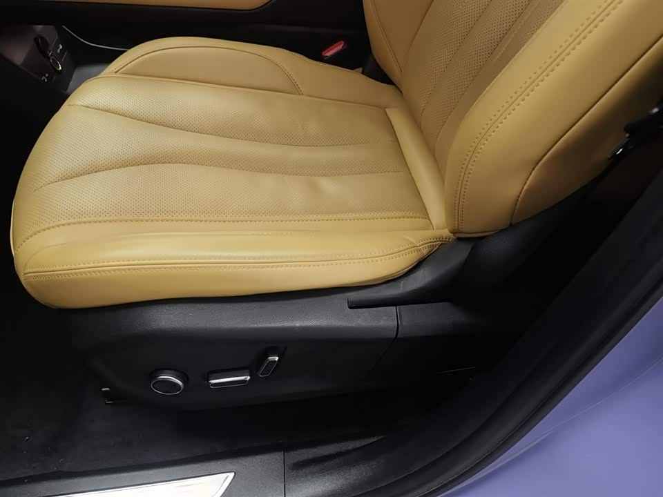 Geely Monjaro plug-in-hybrid