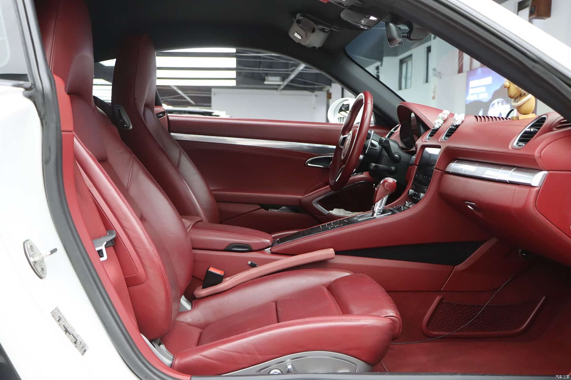 Porsche Cayman, 2018 22