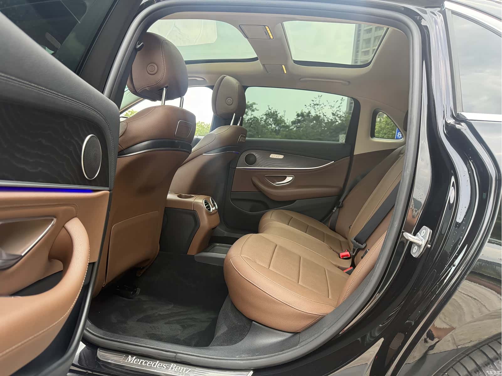 Mercedes-Benz E-Class, 2018 6