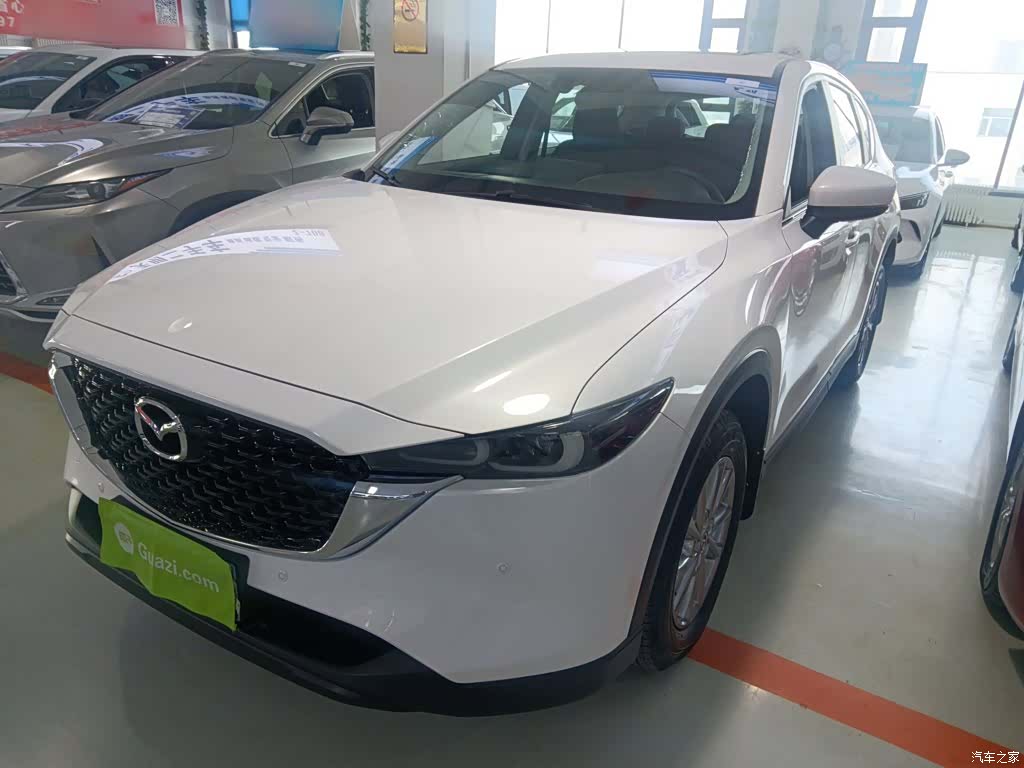 Mazda CX-5, 2025 1