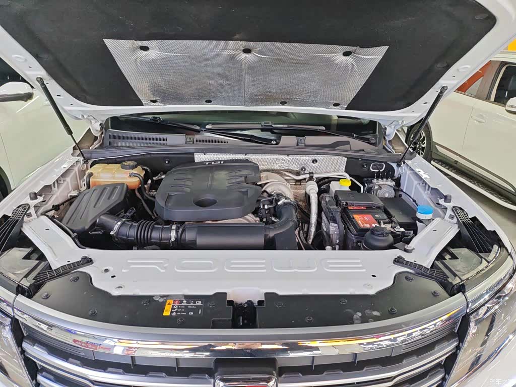 Roewe RX8, 2018 22