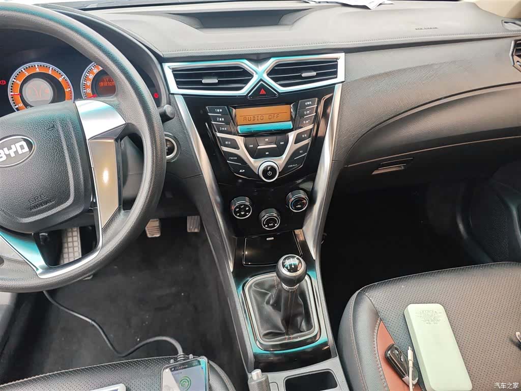 BYD F3, 2017 13