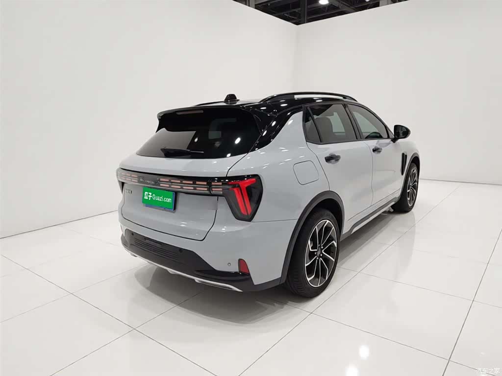 Lynk & Co 01, 2023 все фото