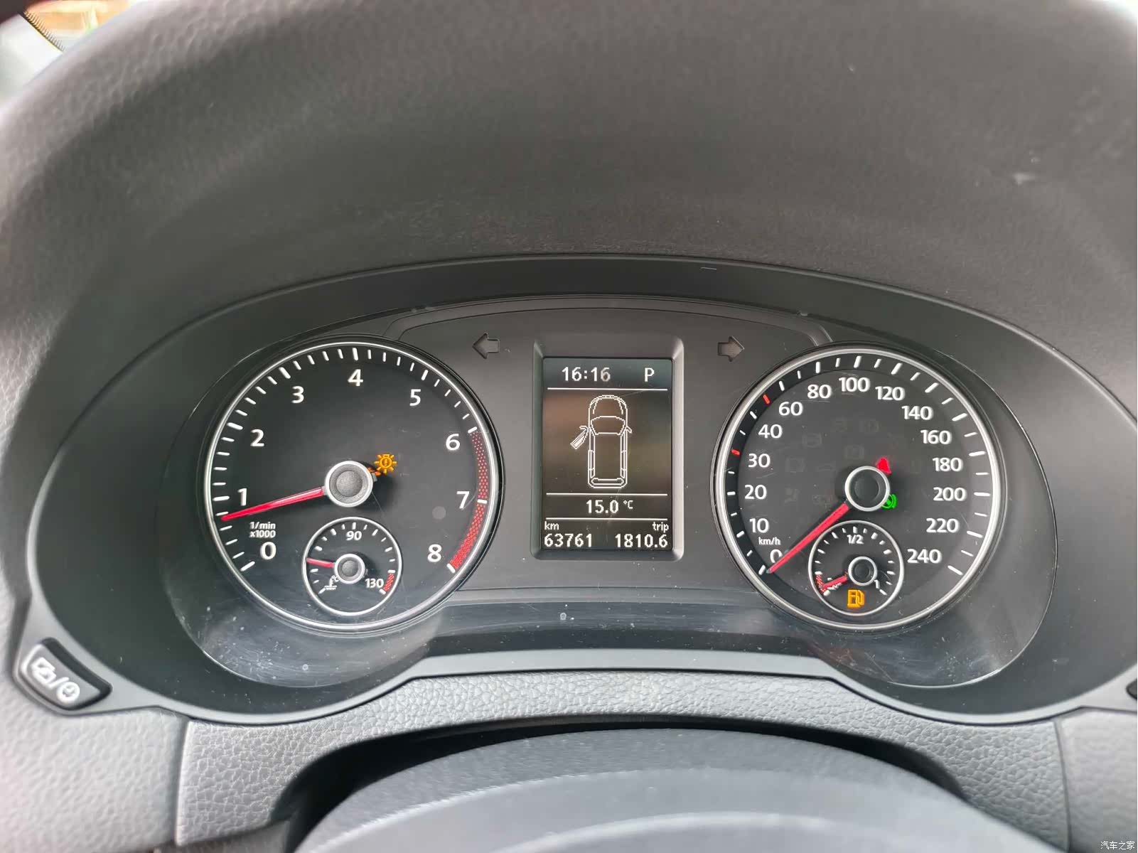 Volkswagen Xia, 2016 6