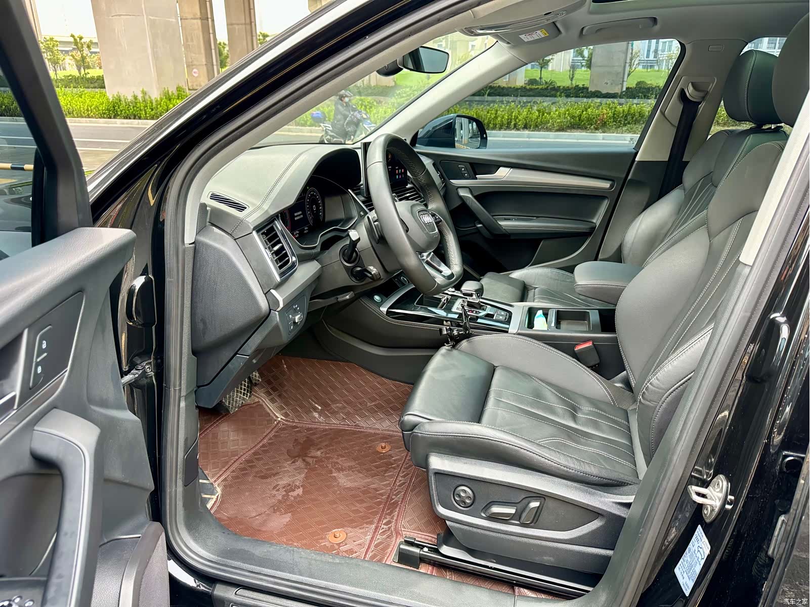 Audi Q5L, 2023 10