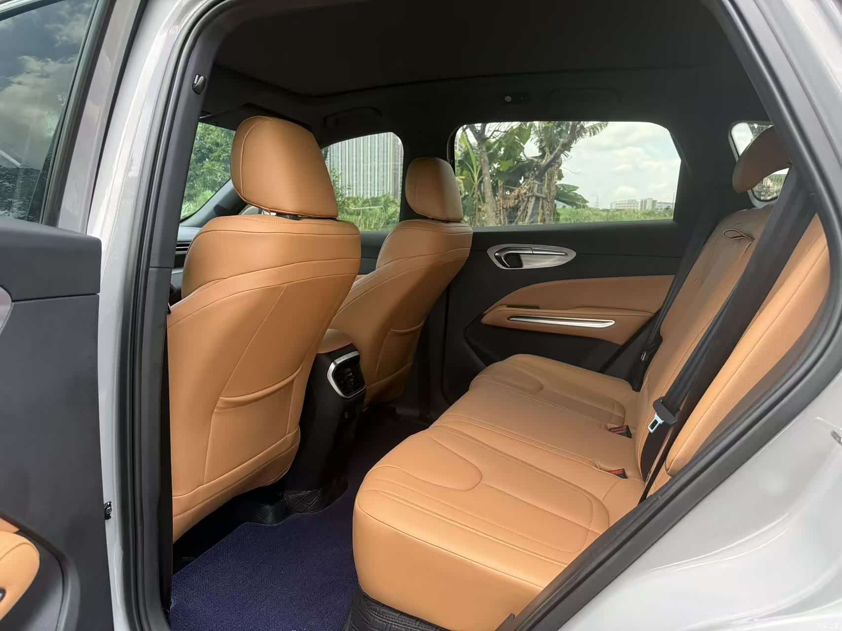 Bestune T90, 2025 все фото