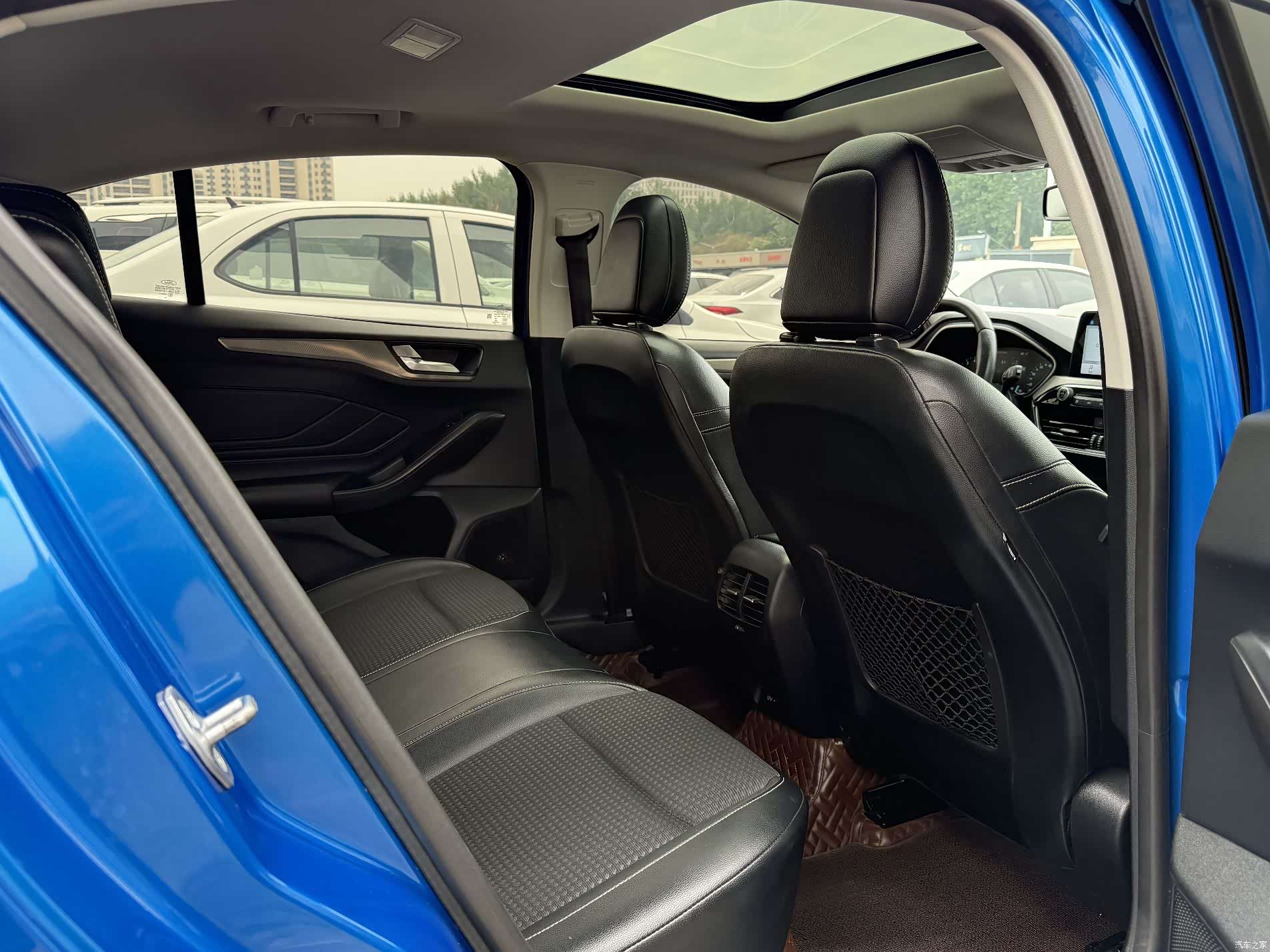 Ford Focus, 2019 16