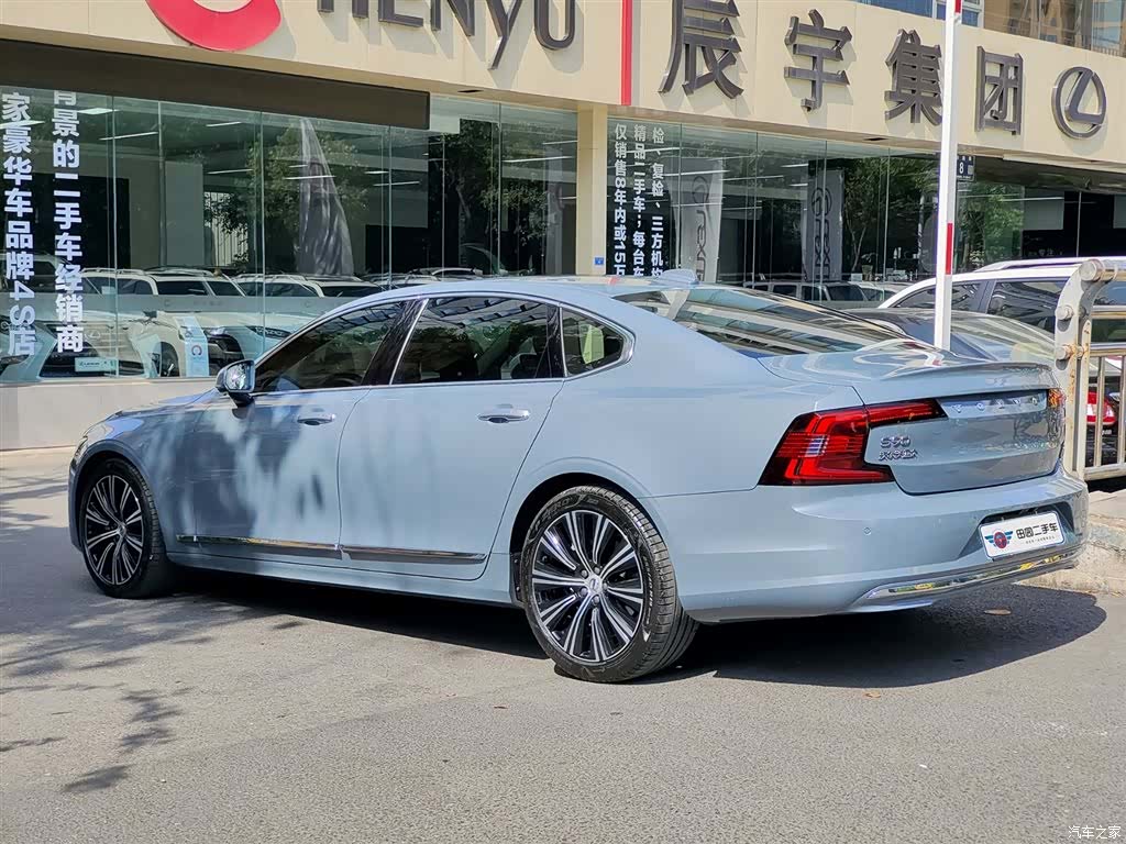 Volvo S90, 2021 4