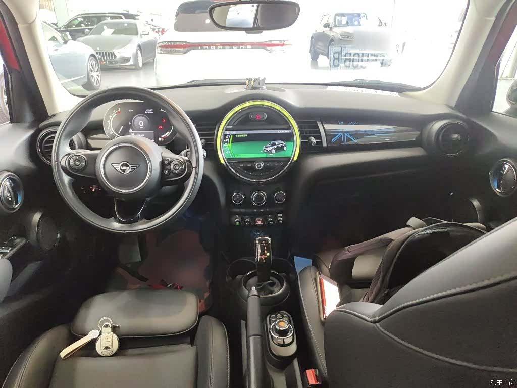 Mini ONE, 2021 6