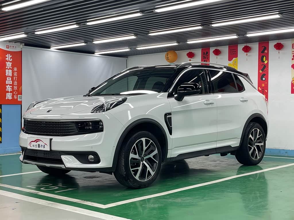 Lynk & Co 01 2017 2.0T Pro