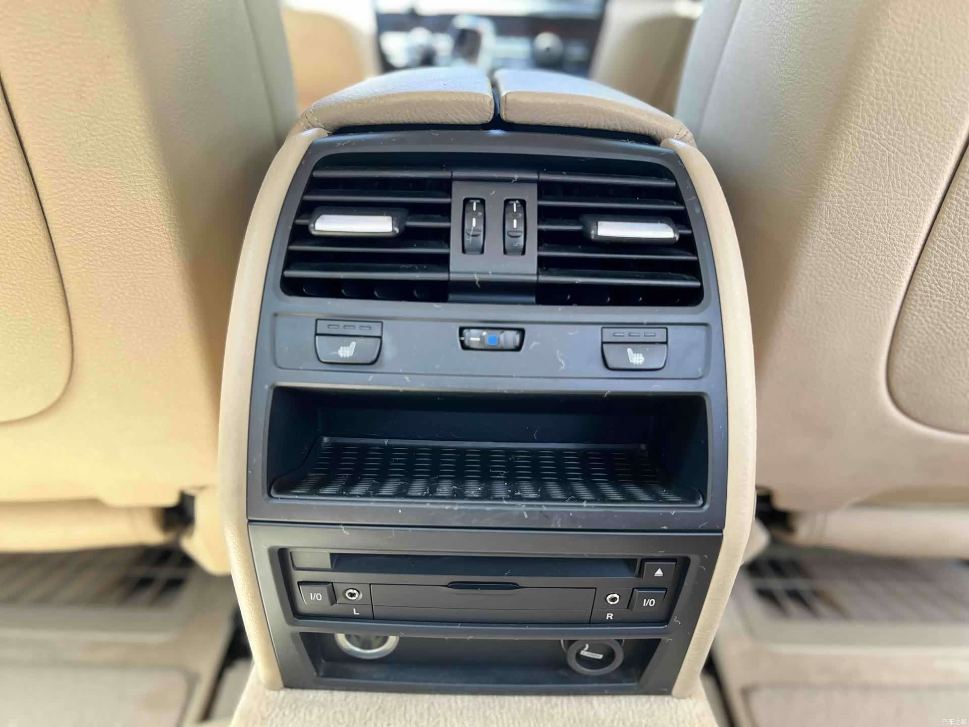 BMW 7 Series, 2011 19