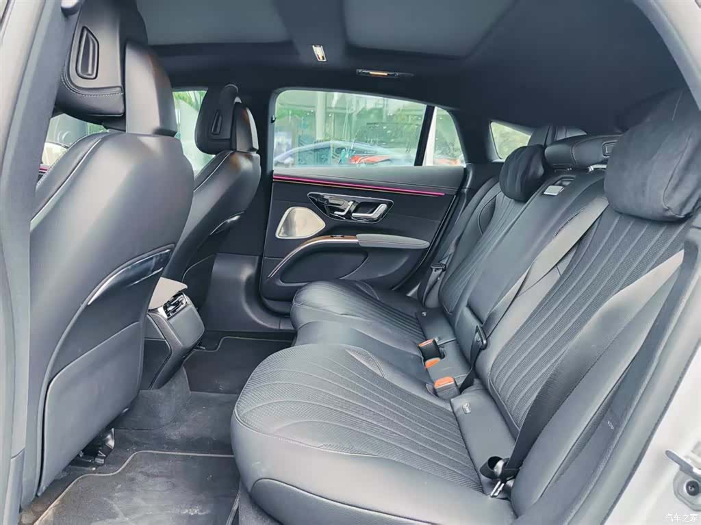 Mercedes-Benz EQS, 2025 14